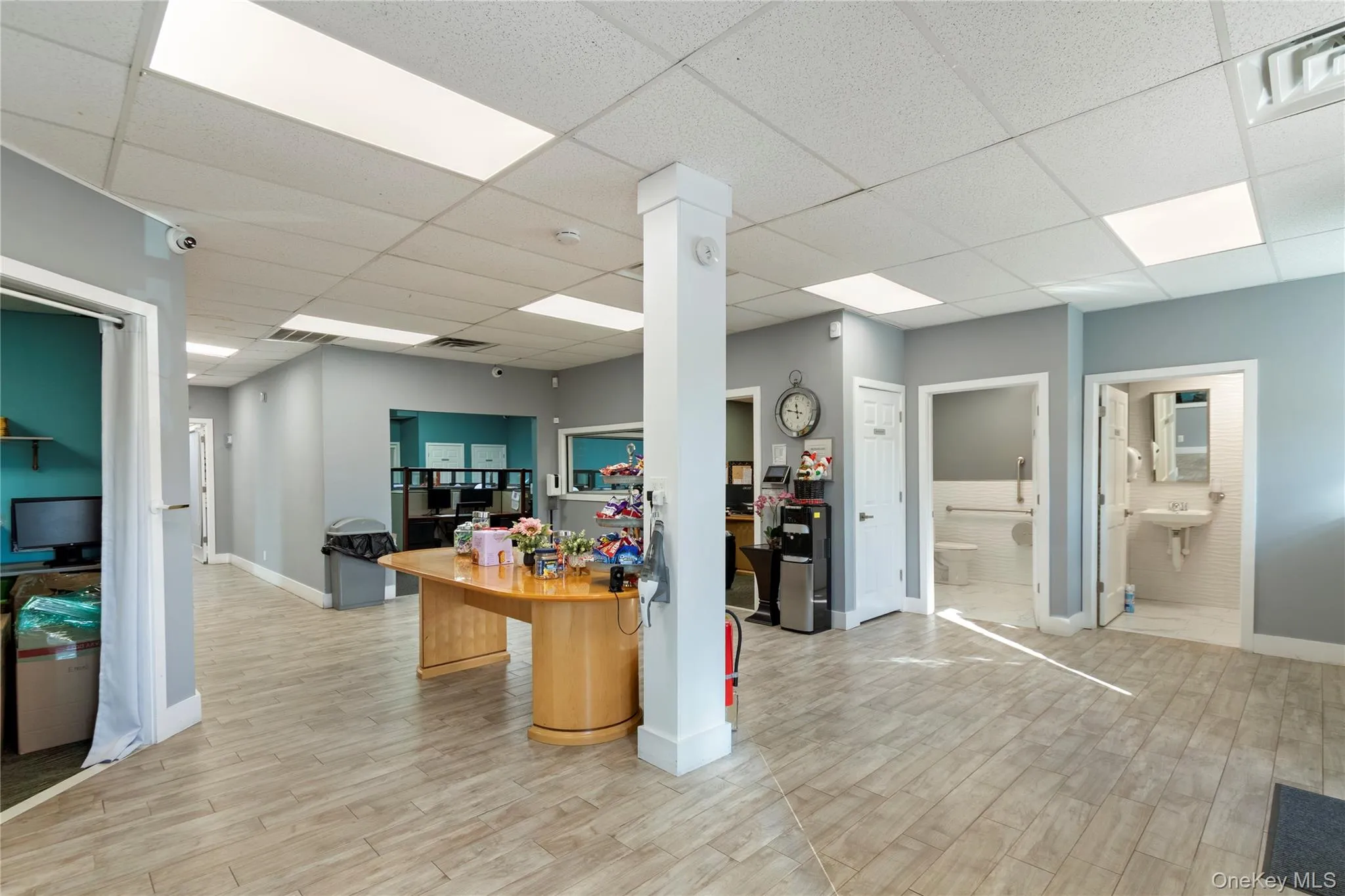 Office with a drop ceiling Office with a drop ceiling