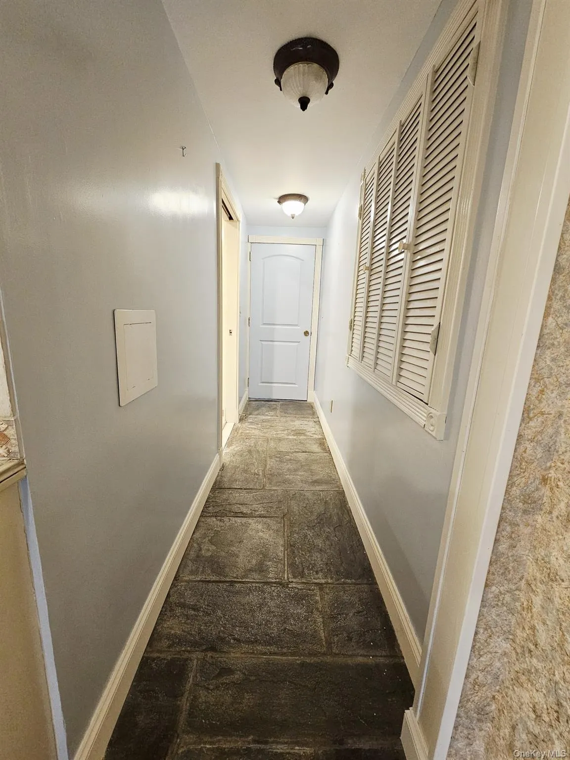 Hall with baseboards Hall with baseboards