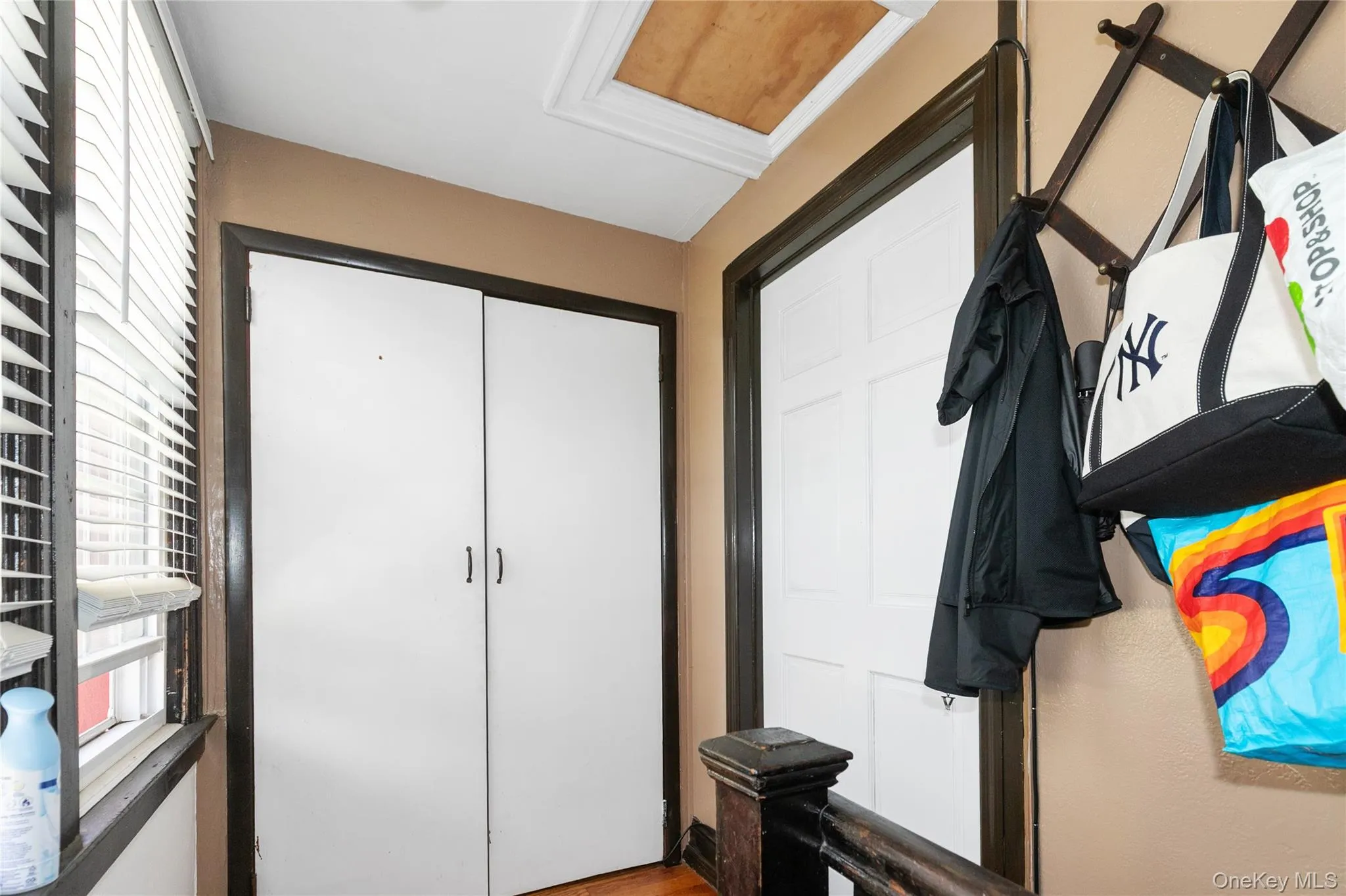 3rd floor landing with healthy amount of natural light 3rd floor landing with healthy amount of natural light