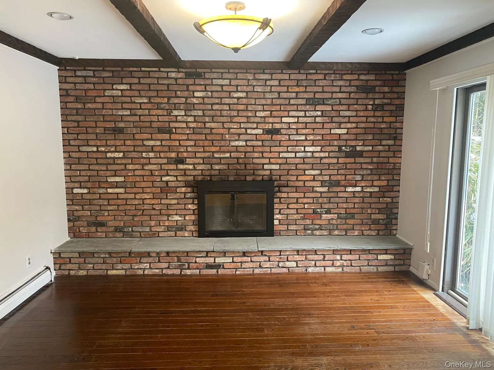 100 Kings Avenue, Hempstead, NY, 5 Bedrooms Bedrooms, 9 Rooms Rooms,4 BathroomsBathrooms,Residential Lease,For Rent,Kings,0,944040 100 Kings Avenue, Hempstead, NY, 5 Bedrooms Bedrooms, 9 Rooms Rooms,4 BathroomsBathrooms,Residential Lease,For Rent,Kings,0,944040