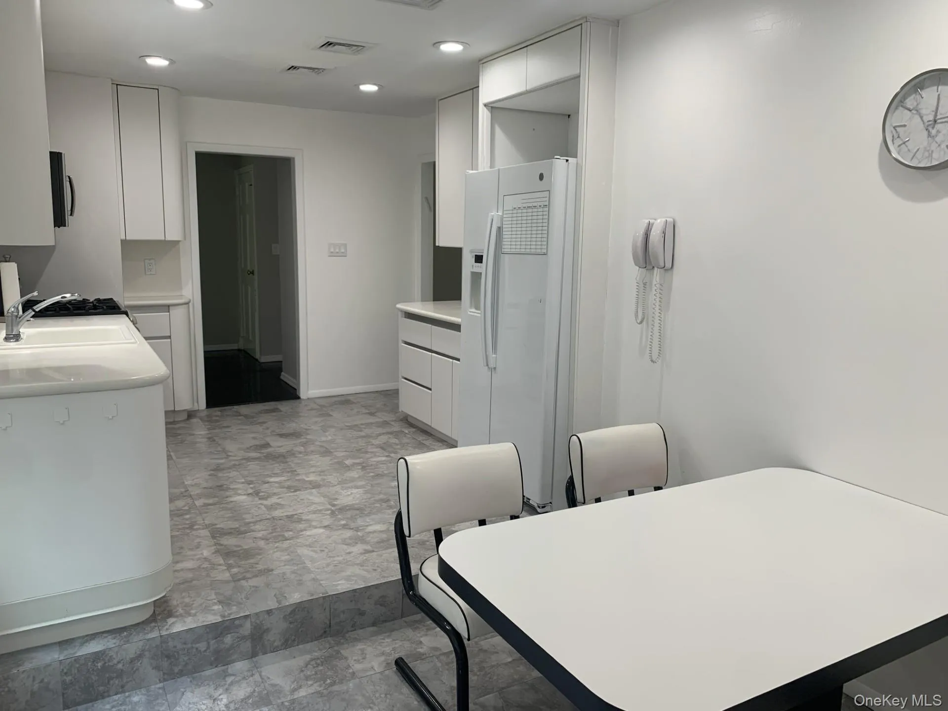 Breakfast Area Breakfast Area