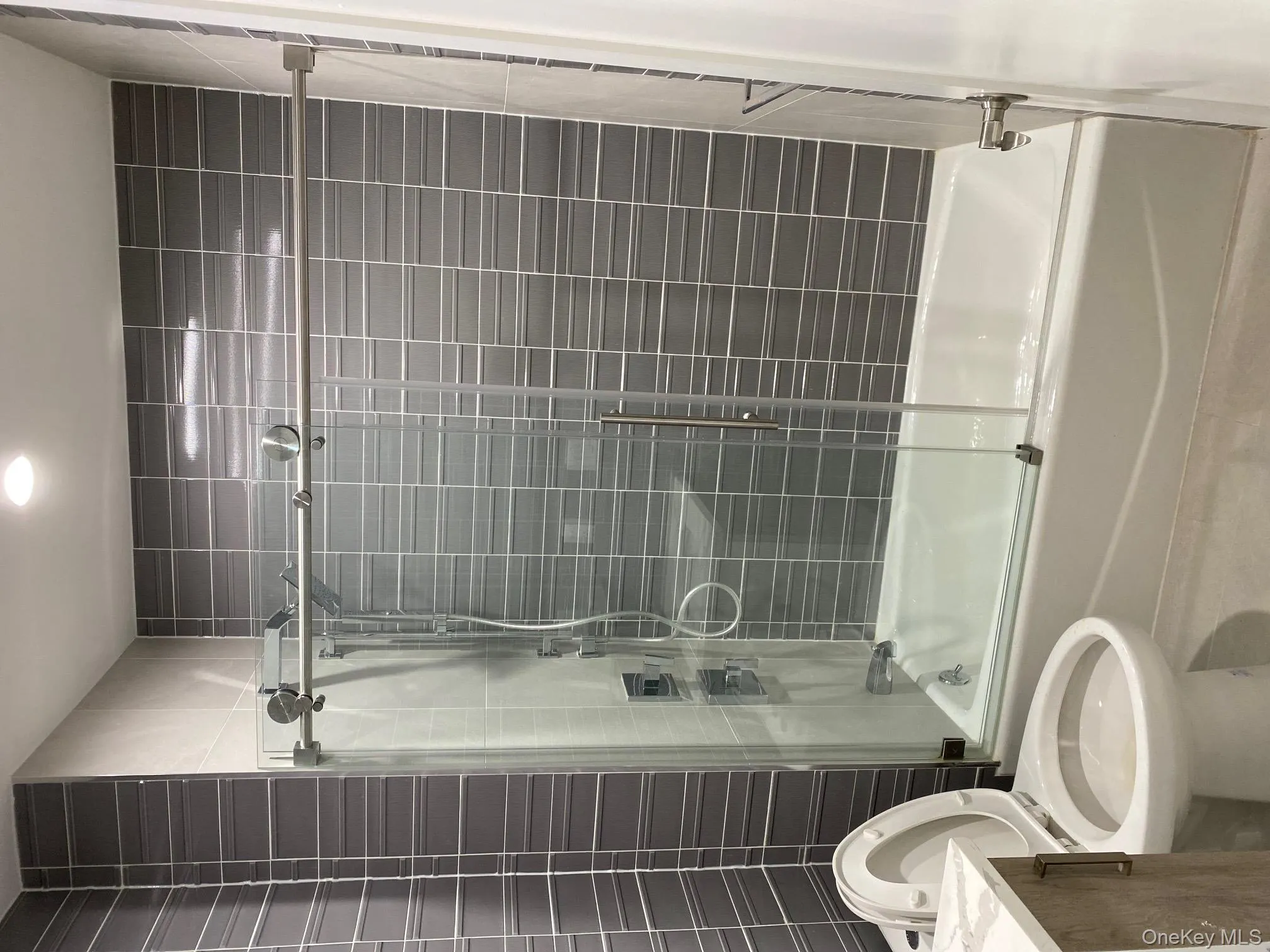 201-05 17th Avenue, New York, NY, 2 Bedrooms Bedrooms, 6 Rooms Rooms,1 BathroomBathrooms,Residential Lease,Idx,17th,0,944062 201-05 17th Avenue, New York, NY, 2 Bedrooms Bedrooms, 6 Rooms Rooms,1 BathroomBathrooms,Residential Lease,Idx,17th,0,944062