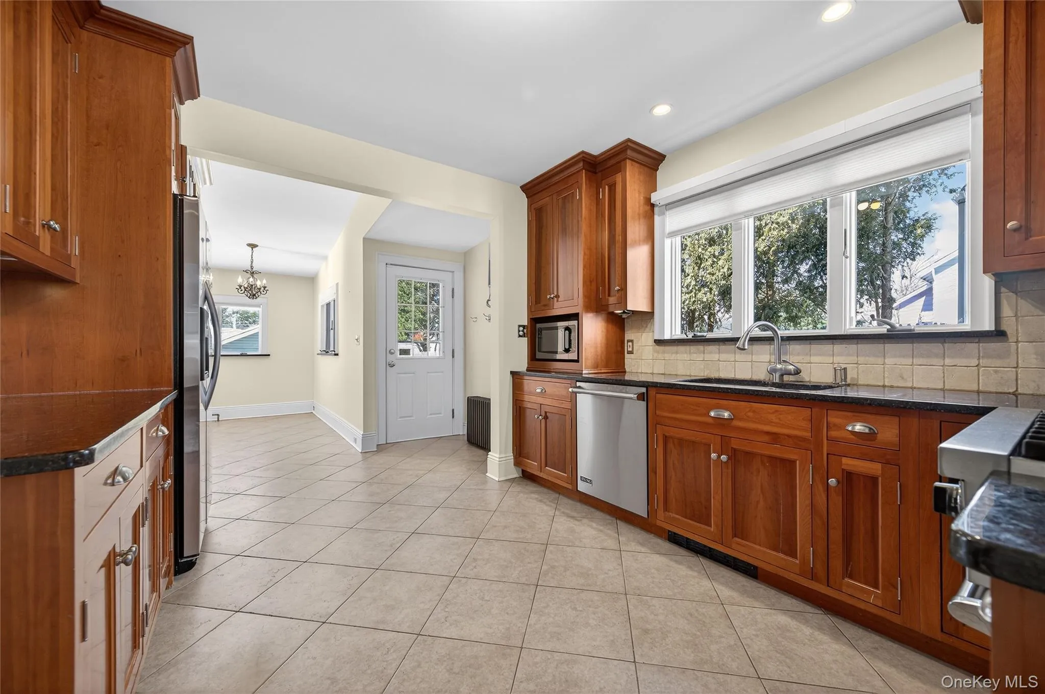 35 Birch Street, Oyster Bay, NY, 4 Bedrooms Bedrooms, 9 Rooms Rooms,3 BathroomsBathrooms,Residential Lease,For Rent,Birch,0,944113 35 Birch Street, Oyster Bay, NY, 4 Bedrooms Bedrooms, 9 Rooms Rooms,3 BathroomsBathrooms,Residential Lease,For Rent,Birch,0,944113