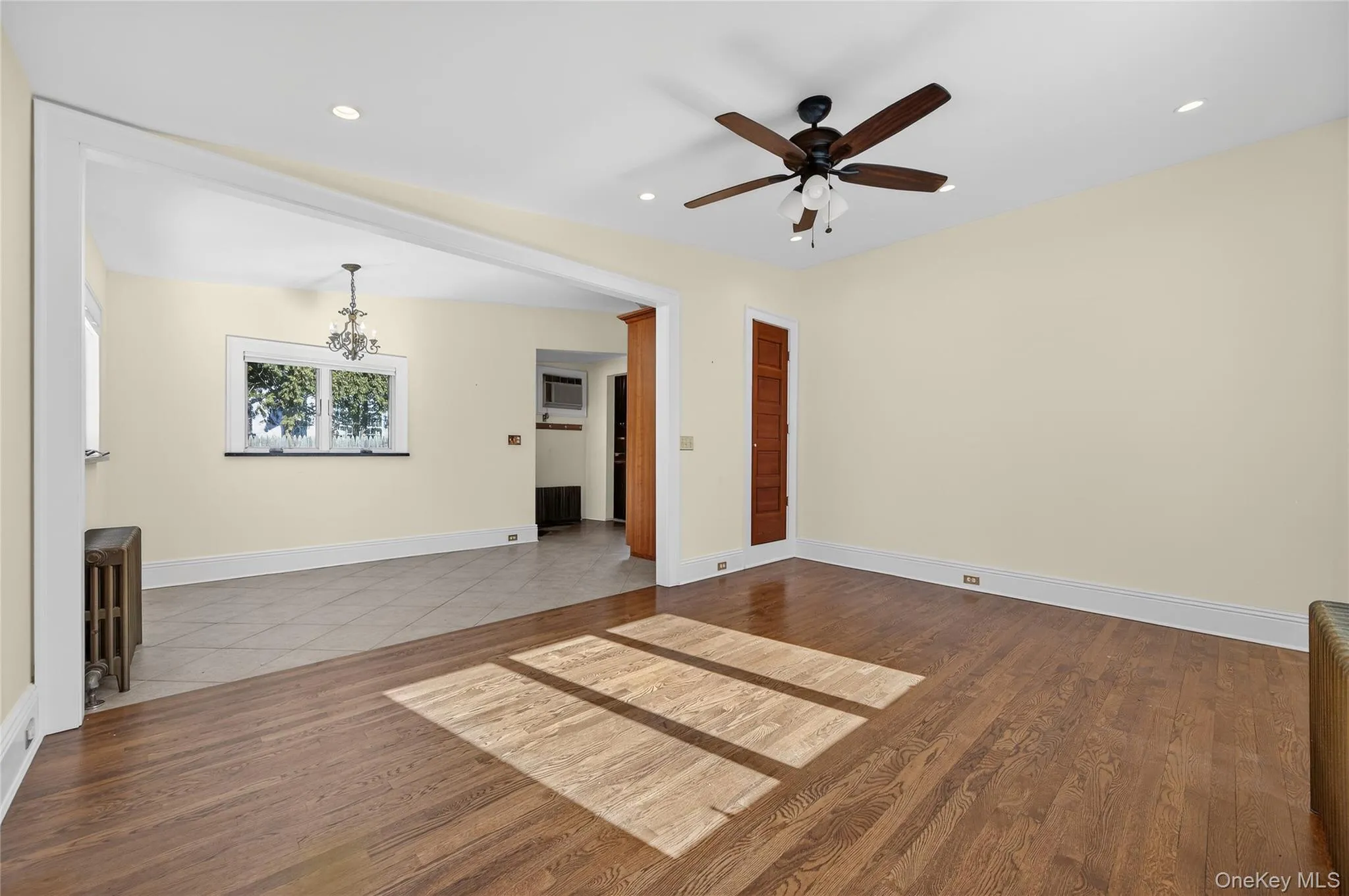 35 Birch Street, Oyster Bay, NY, 4 Bedrooms Bedrooms, 9 Rooms Rooms,3 BathroomsBathrooms,Residential Lease,For Rent,Birch,0,944113 35 Birch Street, Oyster Bay, NY, 4 Bedrooms Bedrooms, 9 Rooms Rooms,3 BathroomsBathrooms,Residential Lease,For Rent,Birch,0,944113