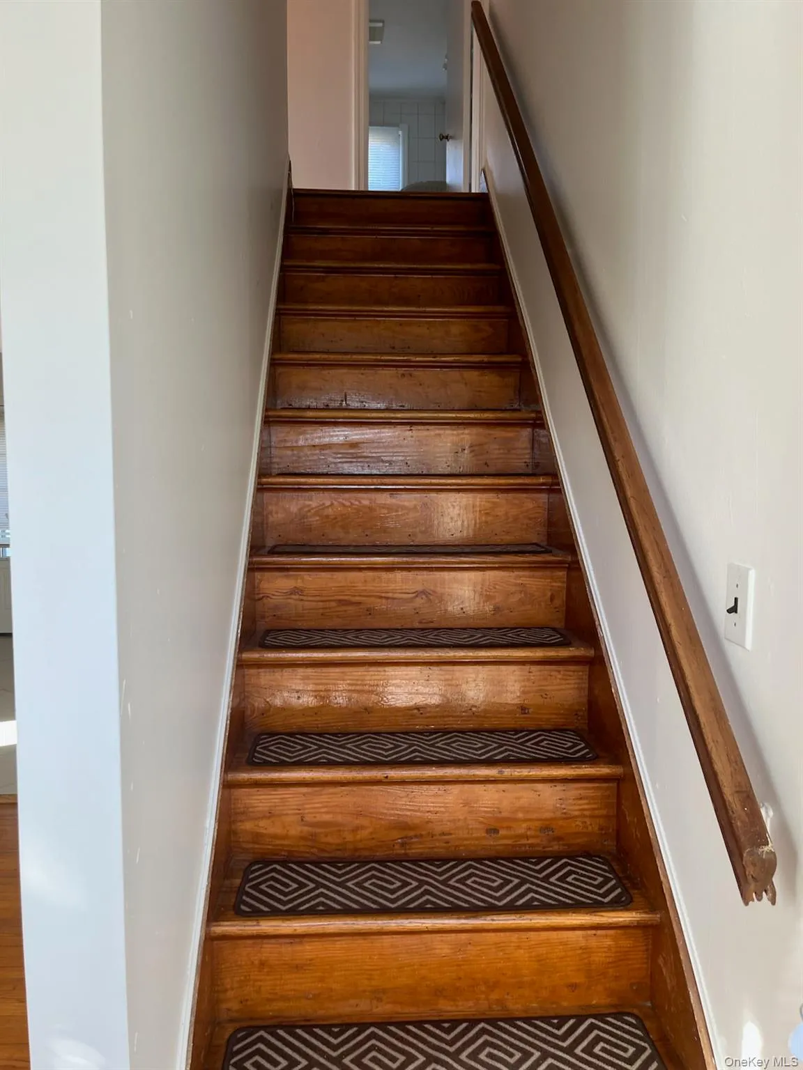 117 Blydenburg Avenue, Smithtown, NY, 4 Bedrooms Bedrooms, 6 Rooms Rooms,3 BathroomsBathrooms,Residential Lease,For Rent,Blydenburg,0,944144 117 Blydenburg Avenue, Smithtown, NY, 4 Bedrooms Bedrooms, 6 Rooms Rooms,3 BathroomsBathrooms,Residential Lease,For Rent,Blydenburg,0,944144