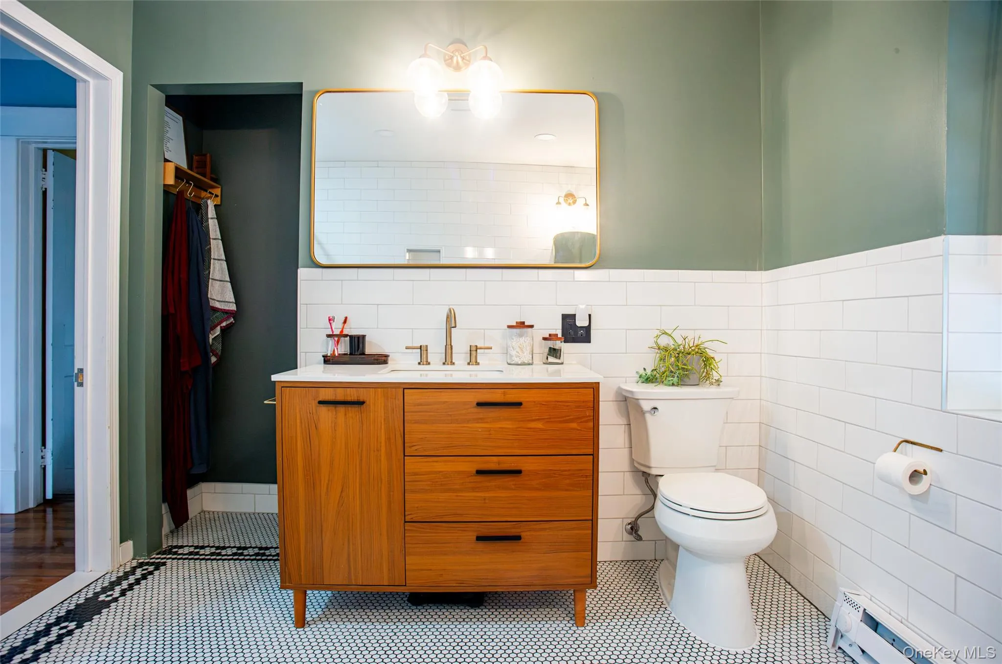 176 Prospect Street, Newburgh (city), NY, 3 Bedrooms Bedrooms, 8 Rooms Rooms,1 BathroomBathrooms,Residential,For Rent,Prospect,0,944157 176 Prospect Street, Newburgh (city), NY, 3 Bedrooms Bedrooms, 8 Rooms Rooms,1 BathroomBathrooms,Residential,For Rent,Prospect,0,944157