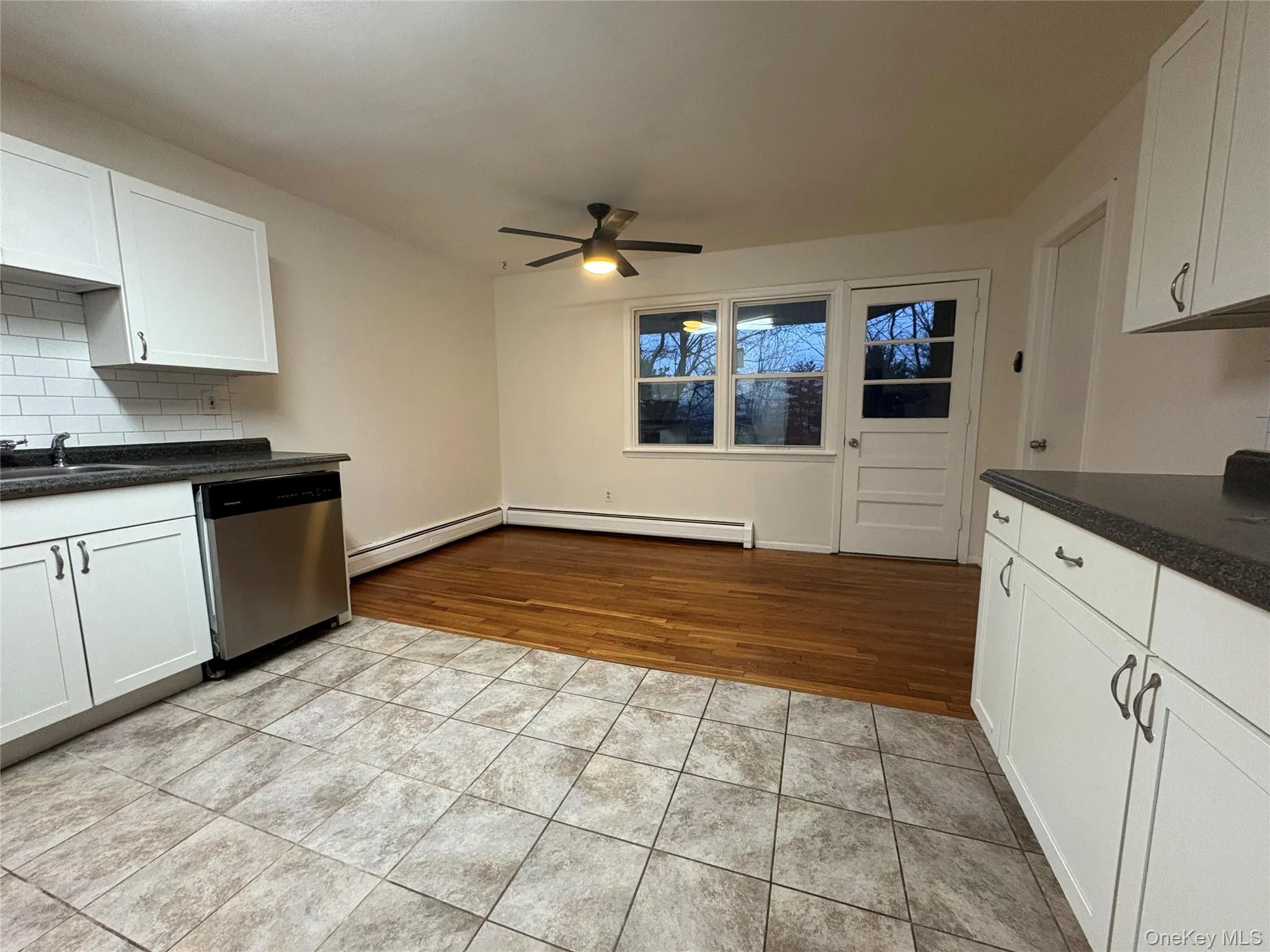 Kitchen/dining area Kitchen/dining area
