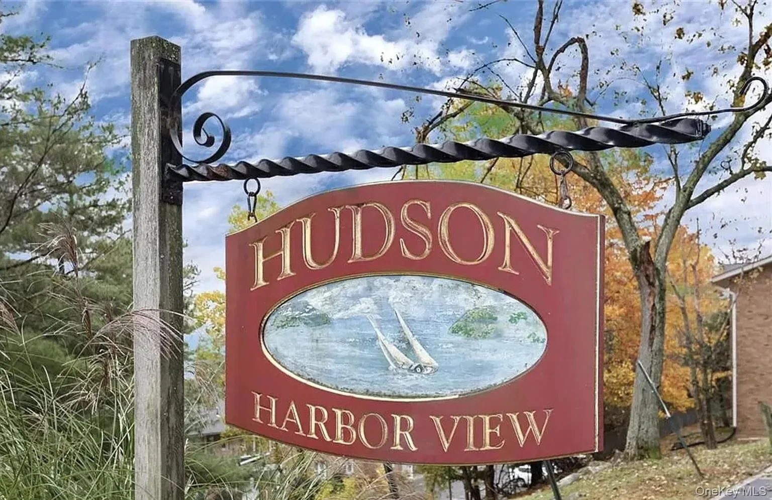 View of community / neighborhood sign View of community / neighborhood sign