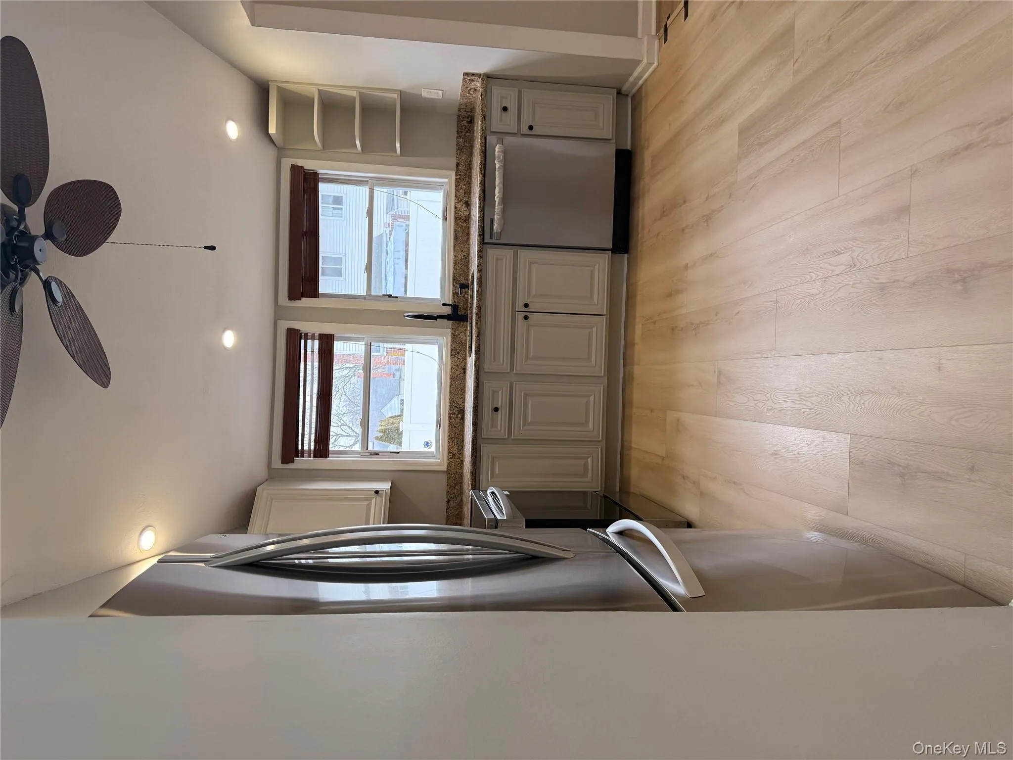 549 Blue Point Road, Brookhaven, NY, 4 Bedrooms Bedrooms, 7 Rooms Rooms,1 BathroomBathrooms,Residential Lease,For Rent,Blue Point,0,944209 549 Blue Point Road, Brookhaven, NY, 4 Bedrooms Bedrooms, 7 Rooms Rooms,1 BathroomBathrooms,Residential Lease,For Rent,Blue Point,0,944209