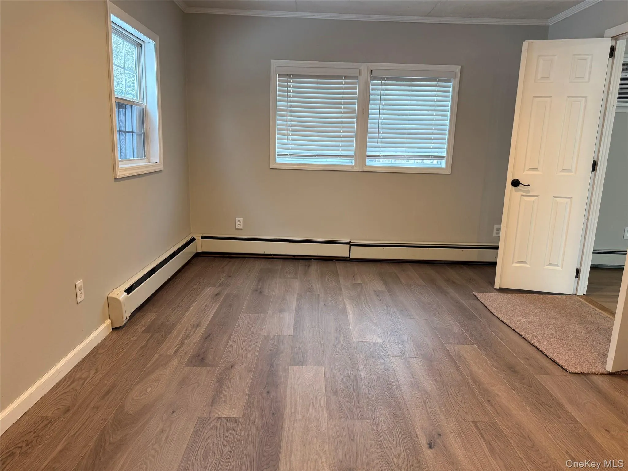 549 Blue Point Road, Brookhaven, NY, 4 Bedrooms Bedrooms, 7 Rooms Rooms,1 BathroomBathrooms,Residential Lease,For Rent,Blue Point,0,944209 549 Blue Point Road, Brookhaven, NY, 4 Bedrooms Bedrooms, 7 Rooms Rooms,1 BathroomBathrooms,Residential Lease,For Rent,Blue Point,0,944209