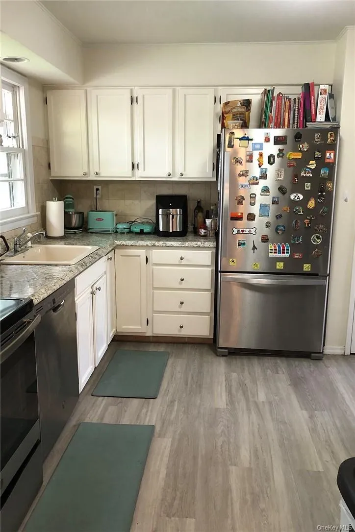 7 Highview Drive, Greenburgh, NY, 3 Bedrooms Bedrooms, 7 Rooms Rooms,2 BathroomsBathrooms,Residential Lease,Idx,Highview,0,944228 7 Highview Drive, Greenburgh, NY, 3 Bedrooms Bedrooms, 7 Rooms Rooms,2 BathroomsBathrooms,Residential Lease,Idx,Highview,0,944228