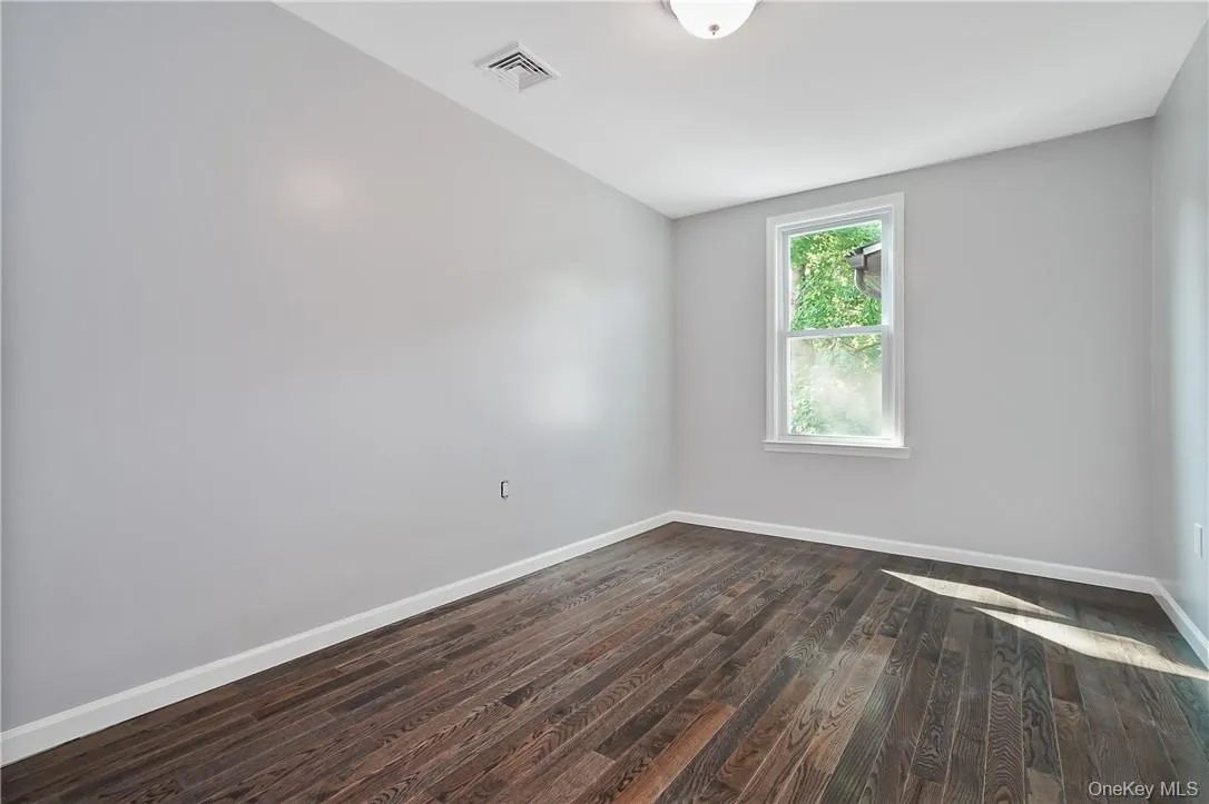 192 Ashford Avenue, Greenburgh, NY, 3 Bedrooms Bedrooms, 5 Rooms Rooms,1 BathroomBathrooms,Residential Lease,Idx,Ashford,0,944271 192 Ashford Avenue, Greenburgh, NY, 3 Bedrooms Bedrooms, 5 Rooms Rooms,1 BathroomBathrooms,Residential Lease,Idx,Ashford,0,944271