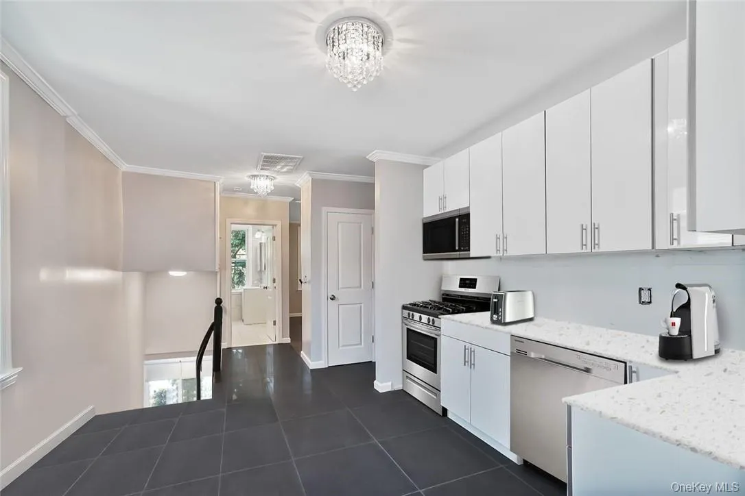192 Ashford Avenue, Greenburgh, NY, 3 Bedrooms Bedrooms, 5 Rooms Rooms,1 BathroomBathrooms,Residential Lease,Idx,Ashford,0,944271 192 Ashford Avenue, Greenburgh, NY, 3 Bedrooms Bedrooms, 5 Rooms Rooms,1 BathroomBathrooms,Residential Lease,Idx,Ashford,0,944271