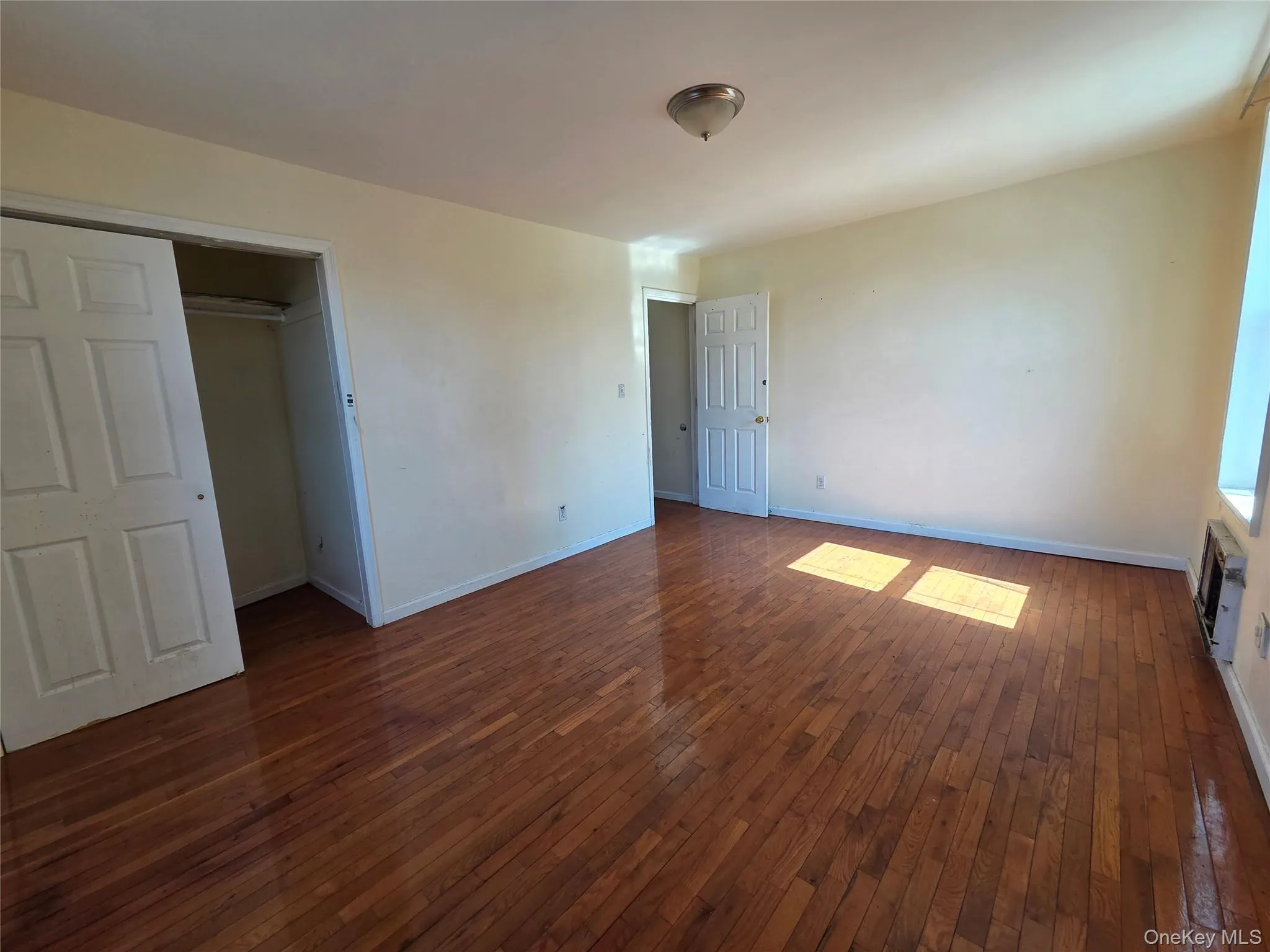 86-16 60th Avenue, New York, NY, 3 Rooms Rooms,1 BathroomBathrooms,Residential,For Rent,60th,0,944359 86-16 60th Avenue, New York, NY, 3 Rooms Rooms,1 BathroomBathrooms,Residential,For Rent,60th,0,944359
