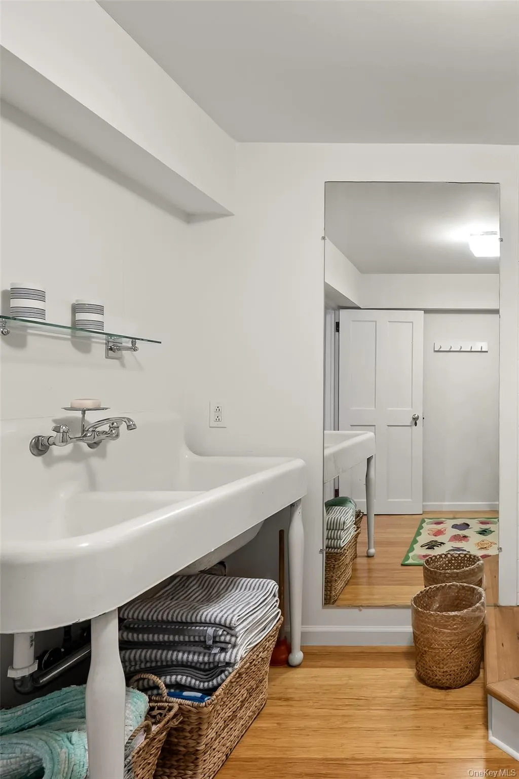 448 Long Ridge Road, Bedford, NY, 4 Bedrooms Bedrooms, 10 Rooms Rooms,4 BathroomsBathrooms,Residential Lease,Idx,Long Ridge,0,944374 448 Long Ridge Road, Bedford, NY, 4 Bedrooms Bedrooms, 10 Rooms Rooms,4 BathroomsBathrooms,Residential Lease,Idx,Long Ridge,0,944374