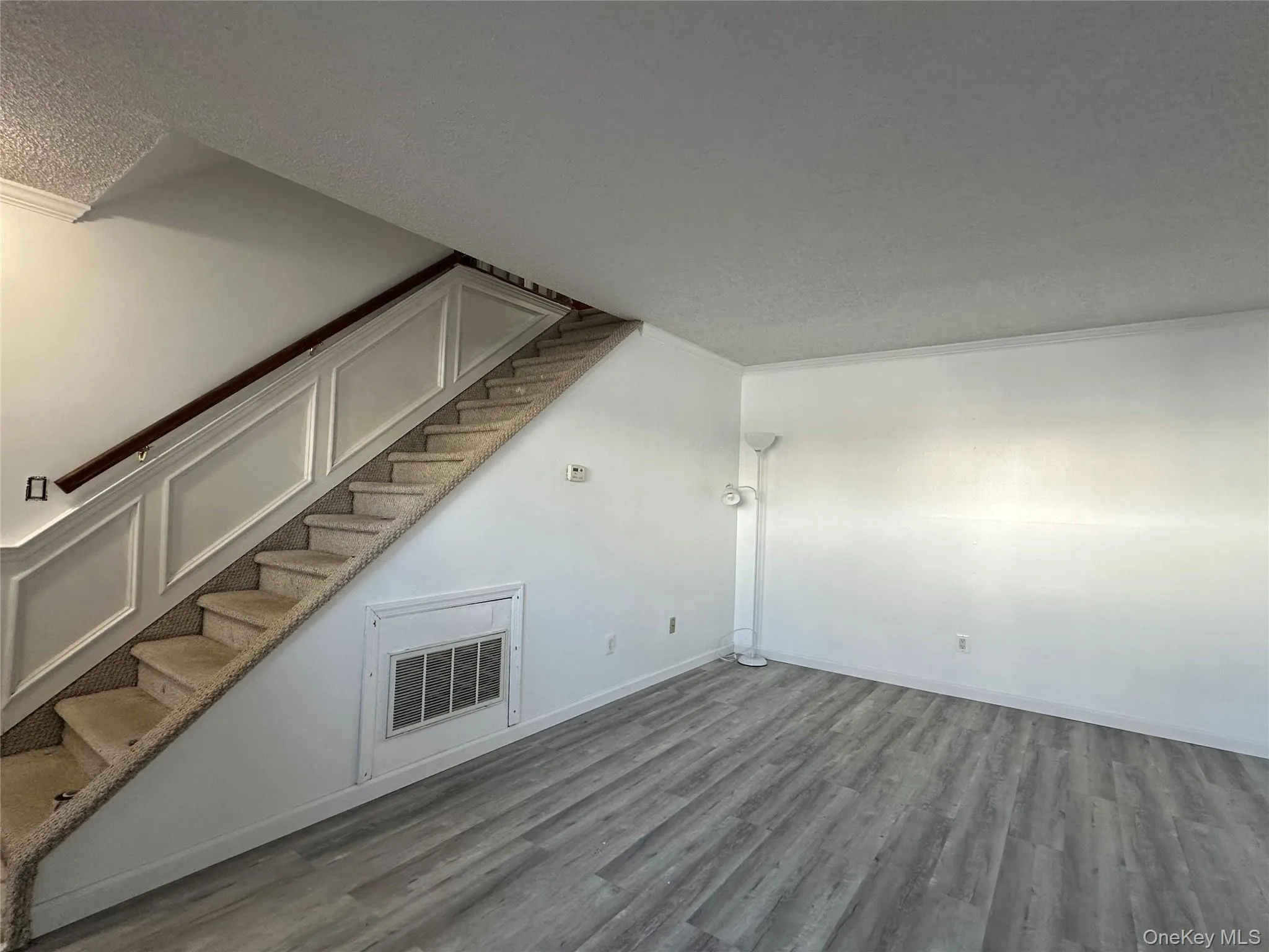 216 Springmeadow Drive, Islip, NY, 2 Bedrooms Bedrooms, 5 Rooms Rooms,1 BathroomBathrooms,Residential Lease,Idx,Springmeadow,0,944421 216 Springmeadow Drive, Islip, NY, 2 Bedrooms Bedrooms, 5 Rooms Rooms,1 BathroomBathrooms,Residential Lease,Idx,Springmeadow,0,944421