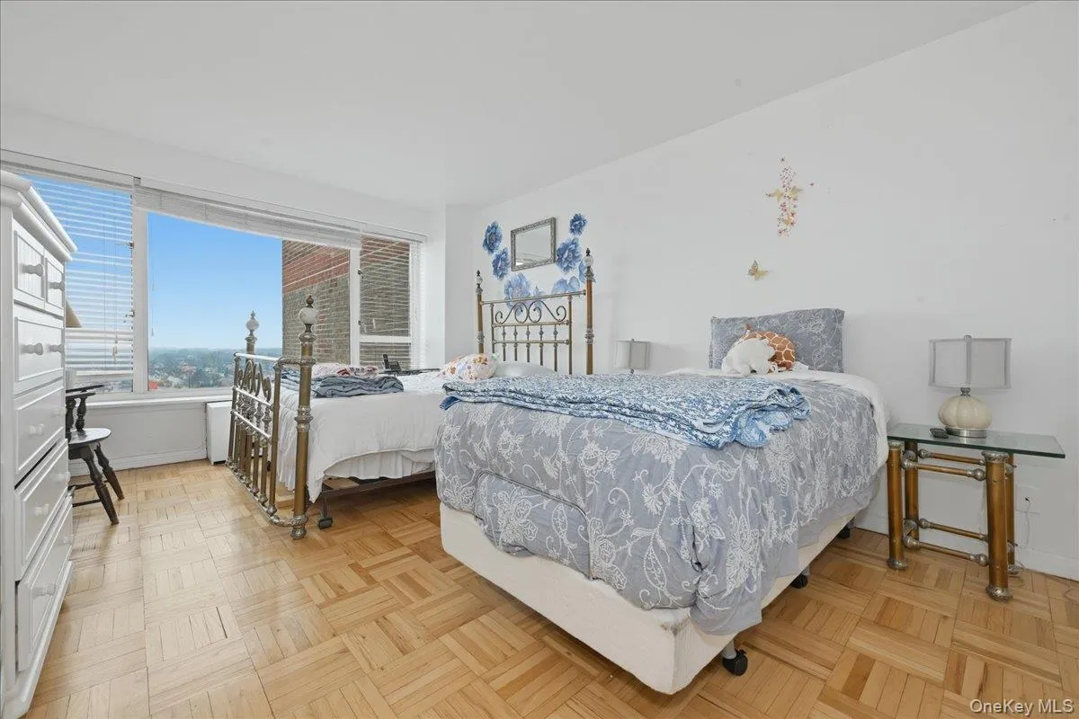 166-25 Powells Cove Boulevard, New York, NY, 2 Bedrooms Bedrooms, 5 Rooms Rooms,2 BathroomsBathrooms,Residential,For Rent,Powells Cove,0,KEY944439 166-25 Powells Cove Boulevard, New York, NY, 2 Bedrooms Bedrooms, 5 Rooms Rooms,2 BathroomsBathrooms,Residential,For Rent,Powells Cove,0,KEY944439