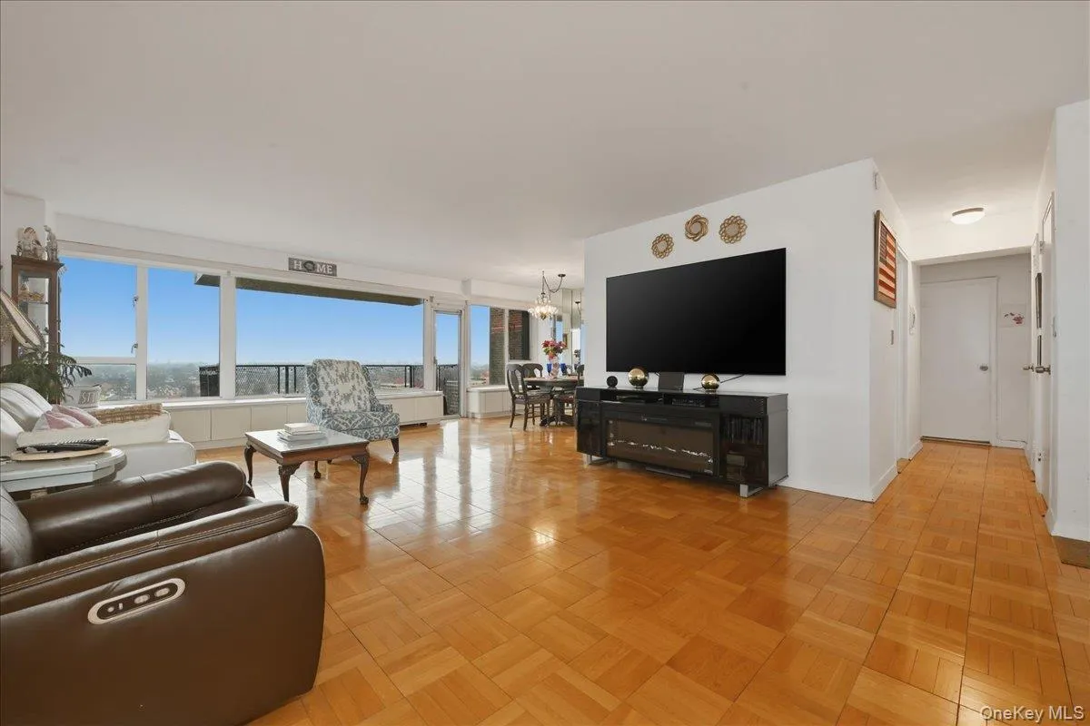 166-25 Powells Cove Boulevard, New York, NY, 2 Bedrooms Bedrooms, 5 Rooms Rooms,2 BathroomsBathrooms,Residential,For Rent,Powells Cove,0,KEY944439 166-25 Powells Cove Boulevard, New York, NY, 2 Bedrooms Bedrooms, 5 Rooms Rooms,2 BathroomsBathrooms,Residential,For Rent,Powells Cove,0,KEY944439