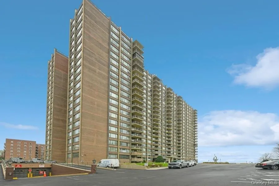 View of apartment building / complex View of apartment building / complex