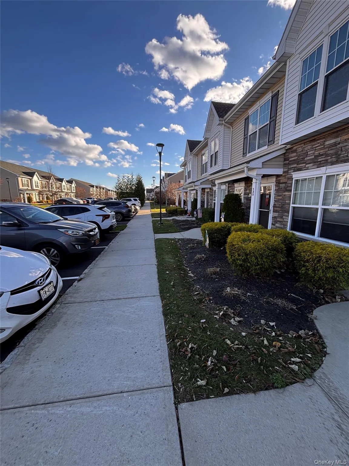 127 Weatherby Lane, Islip, NY, 3 Bedrooms Bedrooms, 10 Rooms Rooms,3 BathroomsBathrooms,Residential Lease,Idx,Weatherby,0,944453 127 Weatherby Lane, Islip, NY, 3 Bedrooms Bedrooms, 10 Rooms Rooms,3 BathroomsBathrooms,Residential Lease,Idx,Weatherby,0,944453