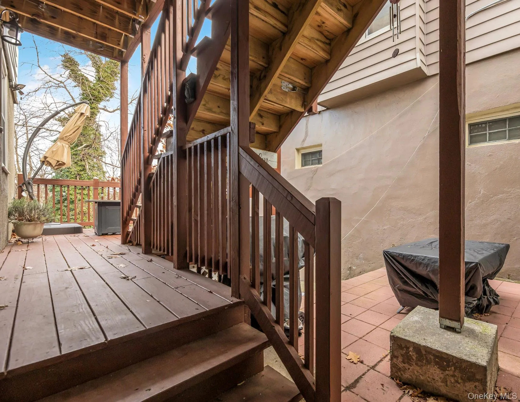 Deck with stairs Deck with stairs