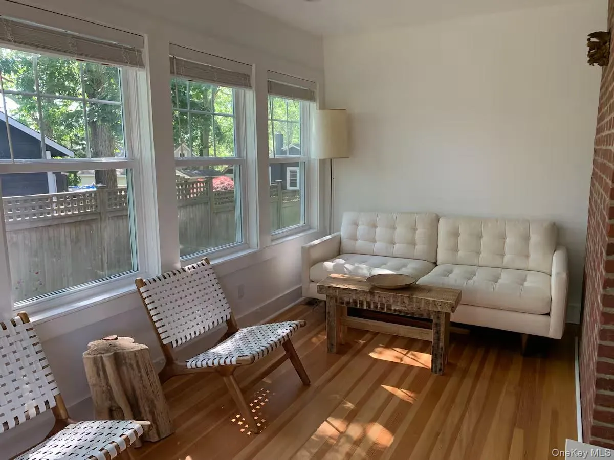 View of sunroom / solarium View of sunroom / solarium