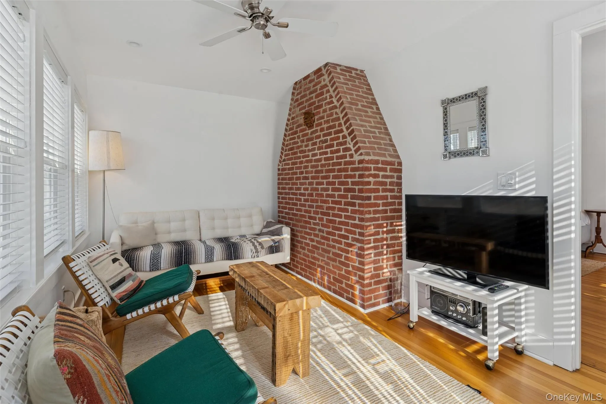 1240 West Road, Southold, NY, 3 Bedrooms Bedrooms, 7 Rooms Rooms,1 BathroomBathrooms,Residential Lease,For Rent,West,0,944489 1240 West Road, Southold, NY, 3 Bedrooms Bedrooms, 7 Rooms Rooms,1 BathroomBathrooms,Residential Lease,For Rent,West,0,944489