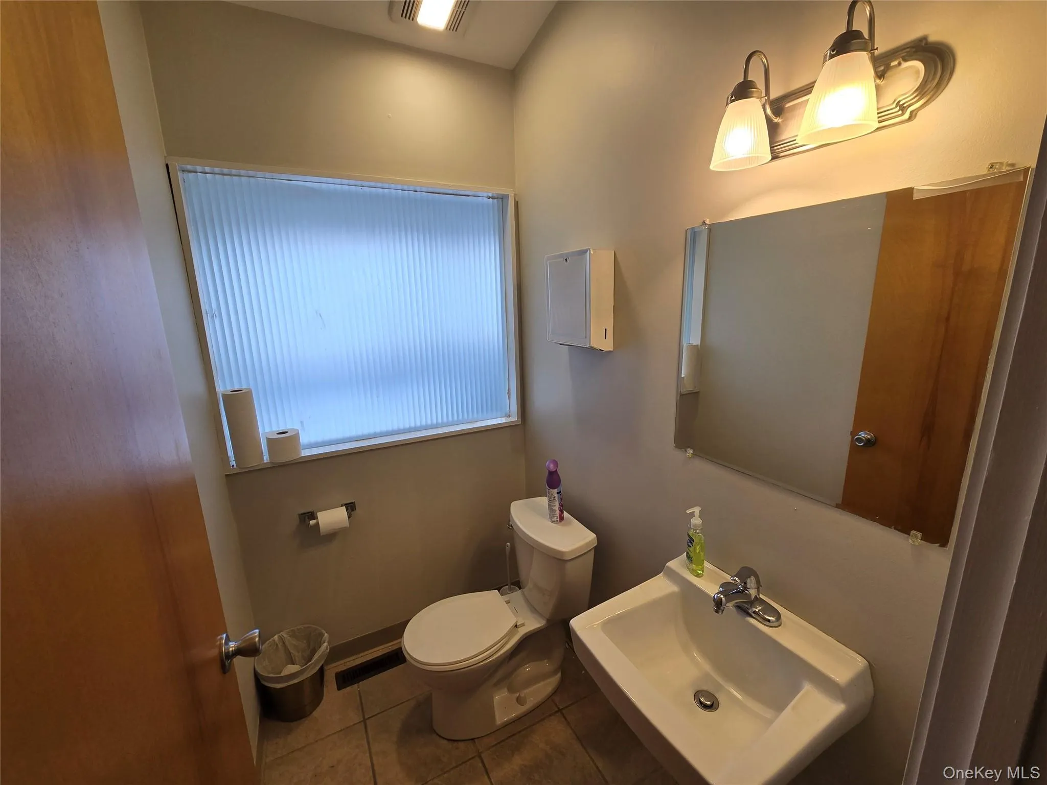 Bathroom 2 Bathroom 2