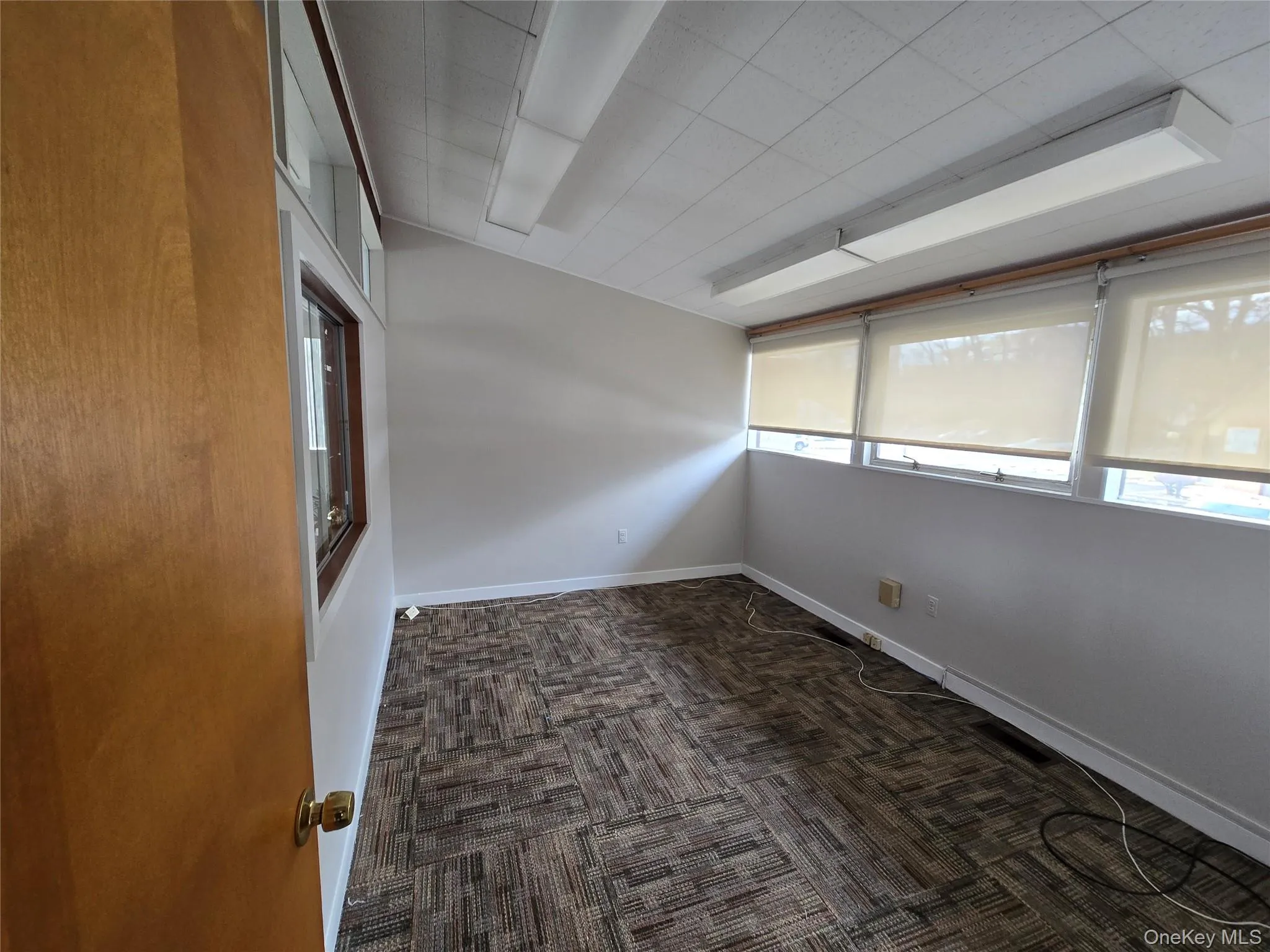 Reception/Office area 1 Reception/Office area 1