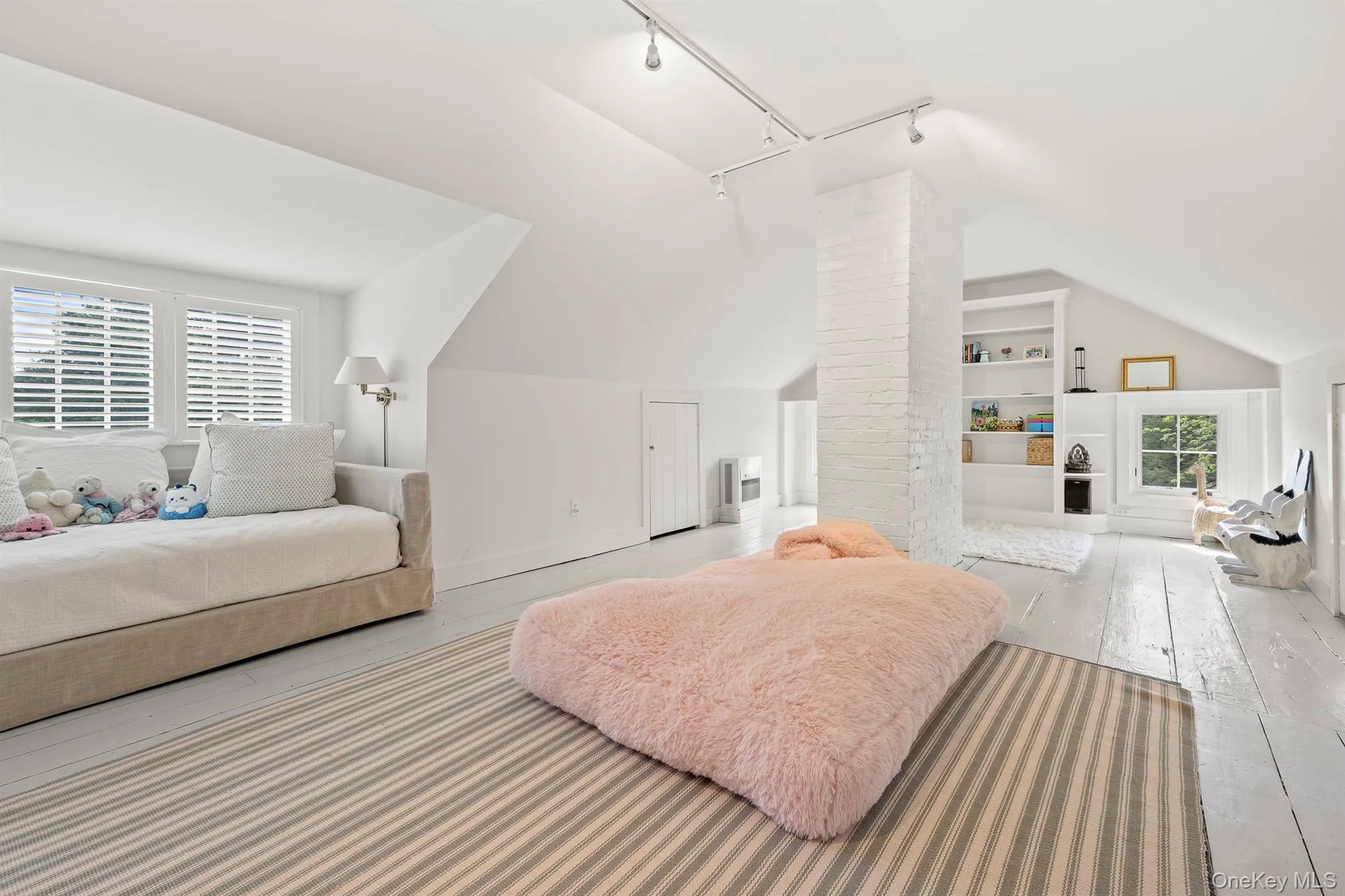 74 Melville Road, Pleasant Valley, NY, 4 Bedrooms Bedrooms, 11 Rooms Rooms,3 BathroomsBathrooms,Residential Lease,Idx,Melville,0,944545 74 Melville Road, Pleasant Valley, NY, 4 Bedrooms Bedrooms, 11 Rooms Rooms,3 BathroomsBathrooms,Residential Lease,Idx,Melville,0,944545