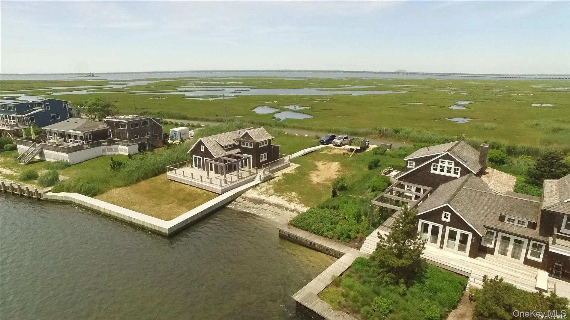 Bird's eye view of a nearby body of water Bird's eye view of a nearby body of water