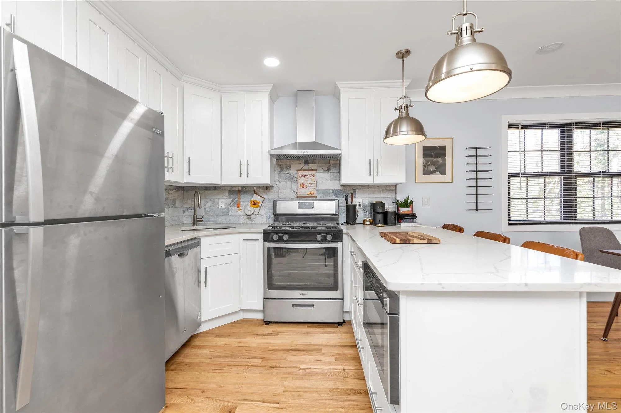 Stainless steel appliances, gas range Stainless steel appliances, gas range