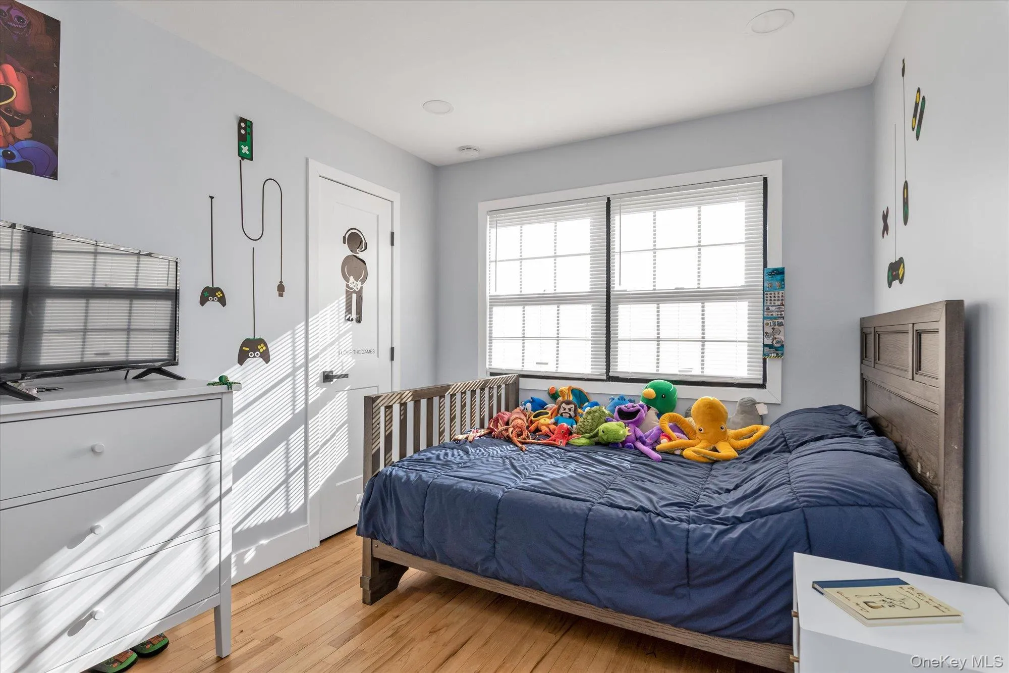 Bedroom #2 with hard wood flooring Bedroom #2 with hard wood flooring