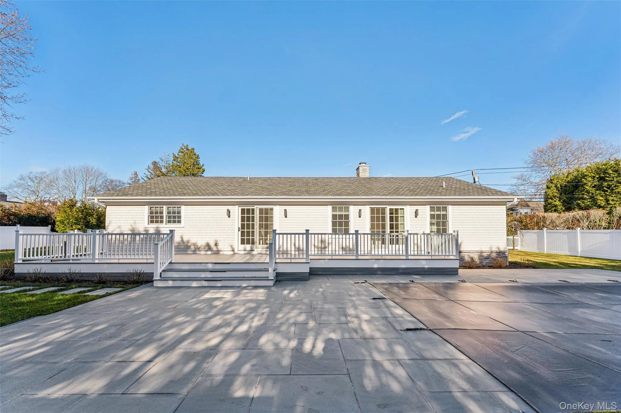 275 Mill Road, Southampton, NY, 3 Bedrooms Bedrooms, 7 Rooms Rooms,3 BathroomsBathrooms,Residential,For Rent,Mill,0,KEY944590 275 Mill Road, Southampton, NY, 3 Bedrooms Bedrooms, 7 Rooms Rooms,3 BathroomsBathrooms,Residential,For Rent,Mill,0,KEY944590