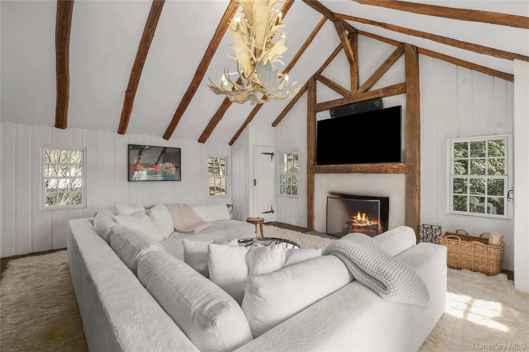 Large en-suite bedroom on 2nd floor used as a media room Large en-suite bedroom on 2nd floor used as a media room