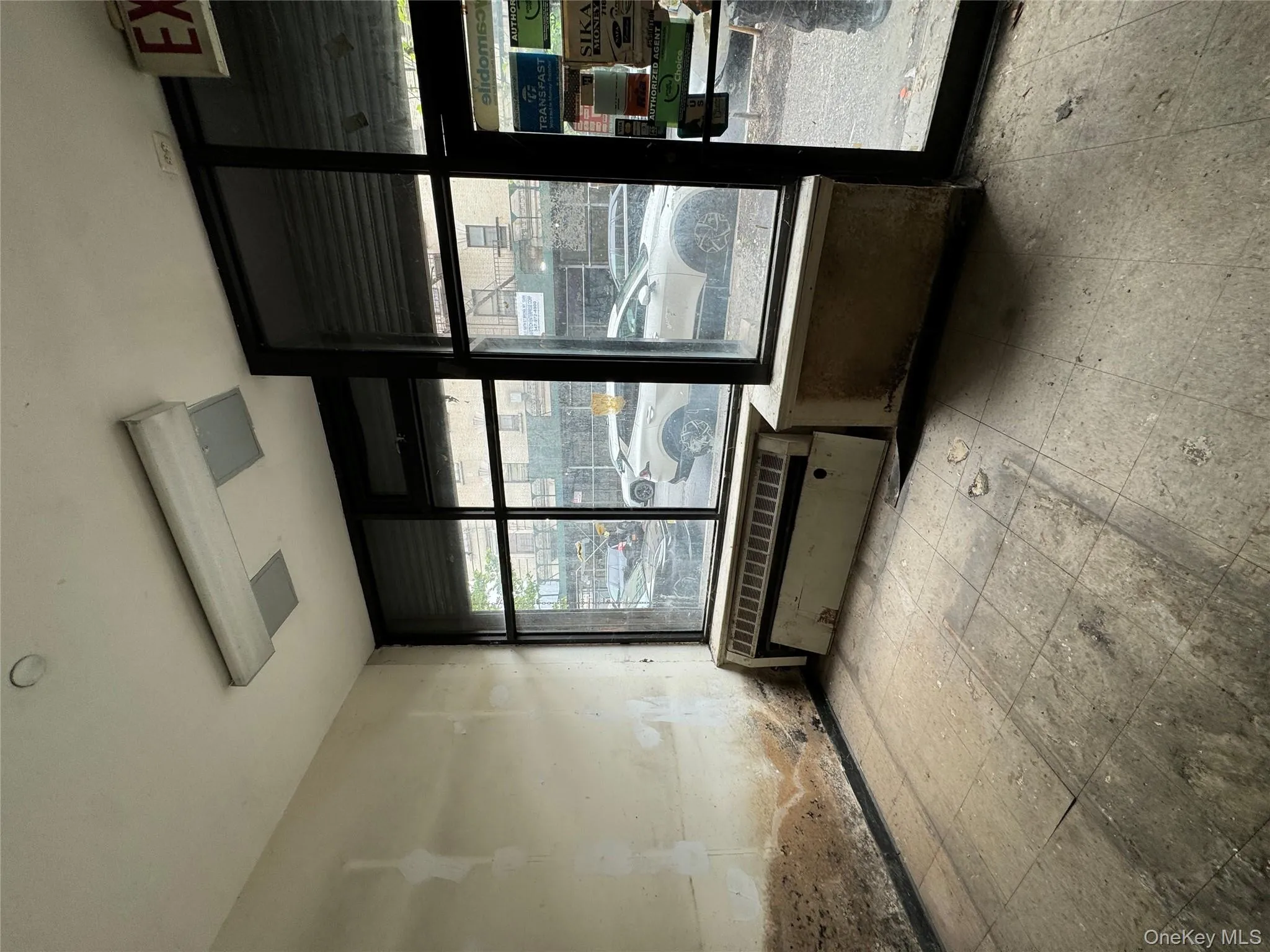 View of unfurnished room View of unfurnished room