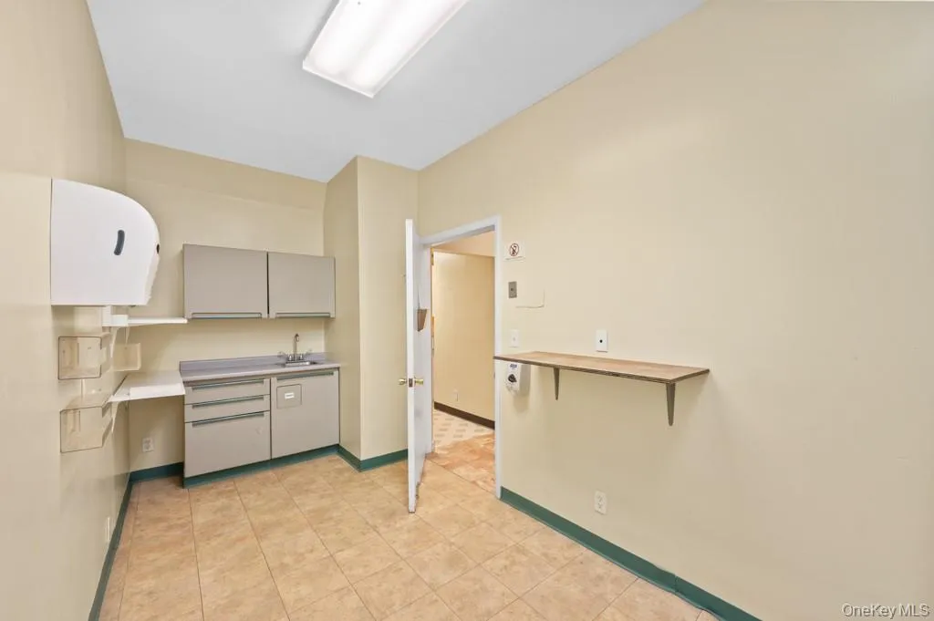 200 Broadway, Greenburgh, NY, ,Commercial Lease,Idx,Broadway,0,944745 200 Broadway, Greenburgh, NY, ,Commercial Lease,Idx,Broadway,0,944745