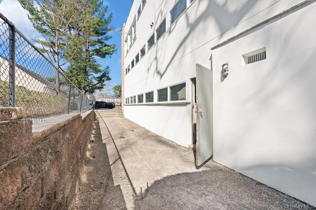 200 Broadway, Greenburgh, NY, ,Commercial Lease,Idx,Broadway,0,944745 200 Broadway, Greenburgh, NY, ,Commercial Lease,Idx,Broadway,0,944745