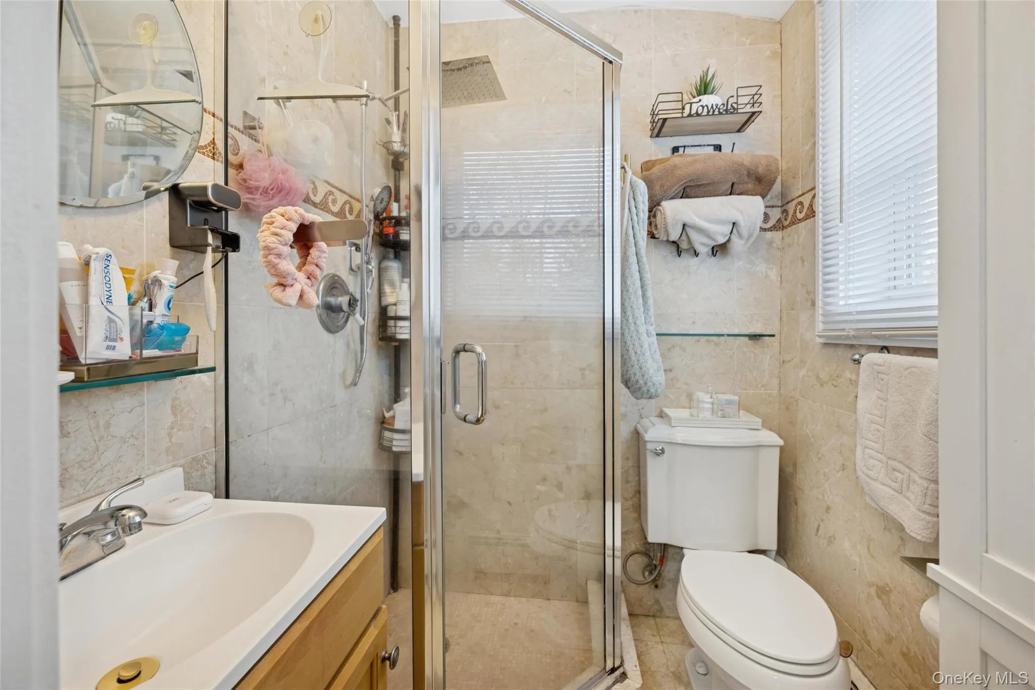 Full Bathroom Full Bathroom