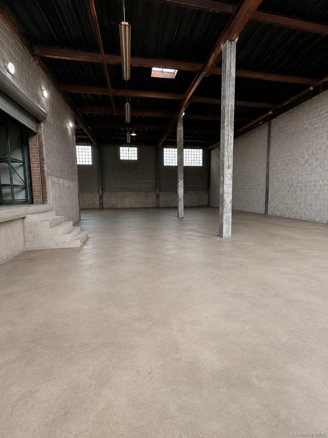 180-25 Liberty Avenue, New York, NY, ,Commercial Lease,For Rent,Liberty,0,944845 180-25 Liberty Avenue, New York, NY, ,Commercial Lease,For Rent,Liberty,0,944845