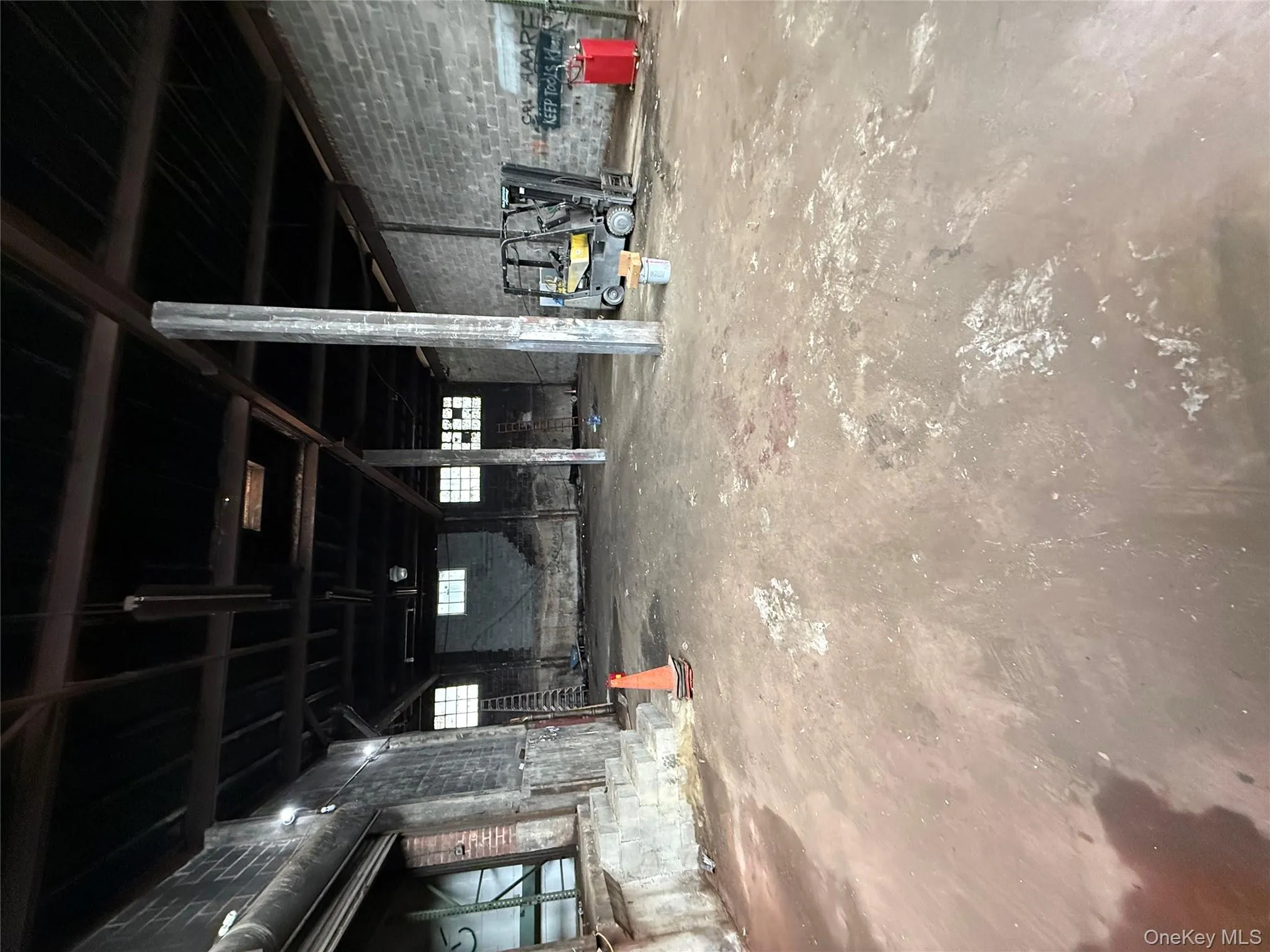 180-25 Liberty Avenue, New York, NY, ,Commercial Lease,For Rent,Liberty,0,944845 180-25 Liberty Avenue, New York, NY, ,Commercial Lease,For Rent,Liberty,0,944845