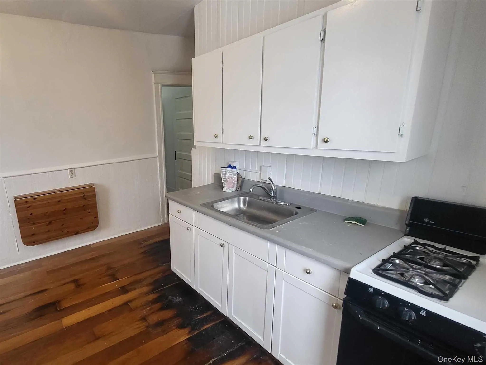 108 Winnikee Avenue, Poughkeepsie, NY, 3 Bedrooms Bedrooms, 5 Rooms Rooms,1 BathroomBathrooms,Residential Lease,Idx,Winnikee,0,944927 108 Winnikee Avenue, Poughkeepsie, NY, 3 Bedrooms Bedrooms, 5 Rooms Rooms,1 BathroomBathrooms,Residential Lease,Idx,Winnikee,0,944927