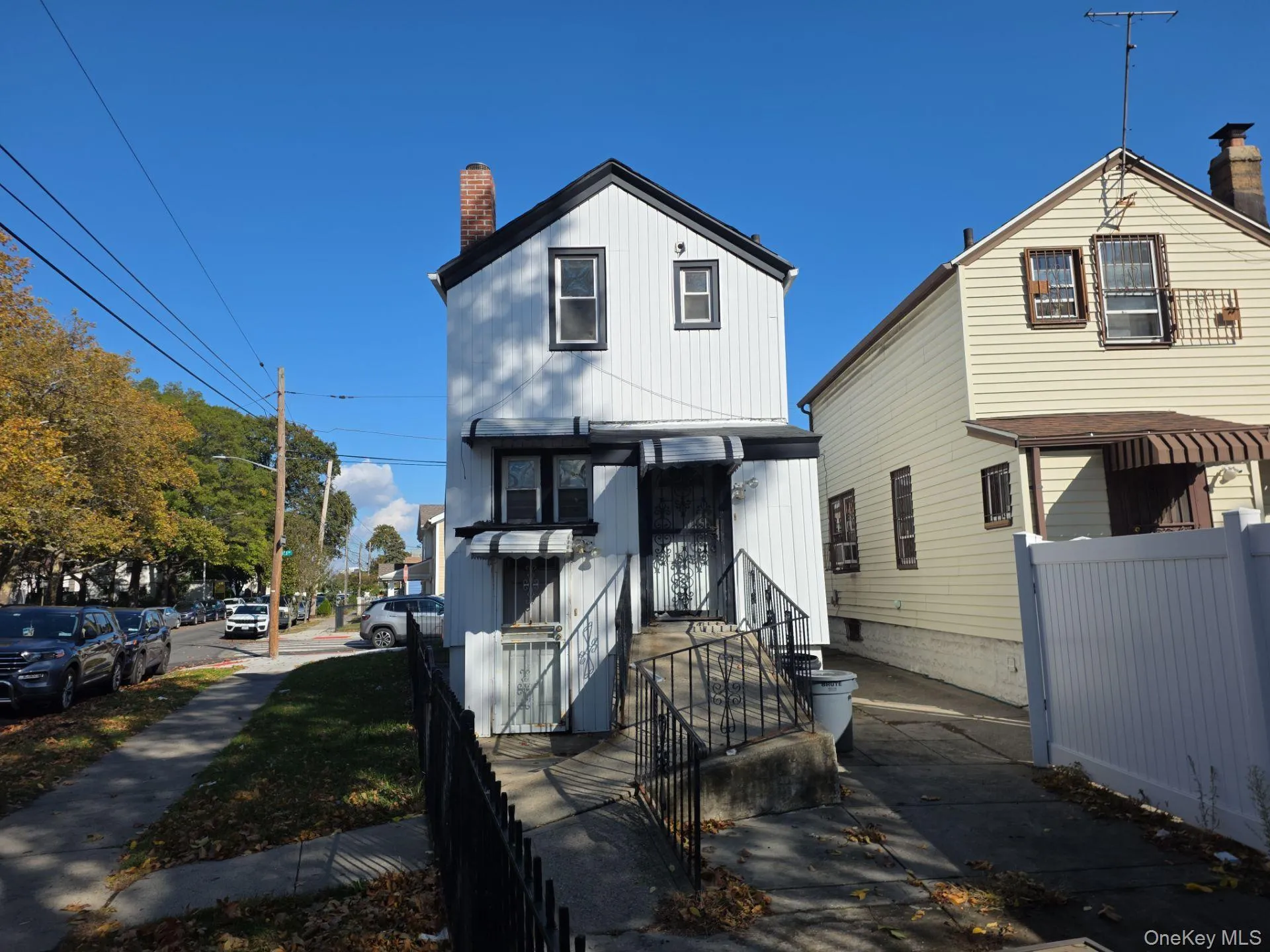 140-04 123rd Avenue, New York, NY, 2 Bedrooms Bedrooms, 5 Rooms Rooms,1 BathroomBathrooms,Residential Sale,For Rent,123rd,0,944929 140-04 123rd Avenue, New York, NY, 2 Bedrooms Bedrooms, 5 Rooms Rooms,1 BathroomBathrooms,Residential Sale,For Rent,123rd,0,944929