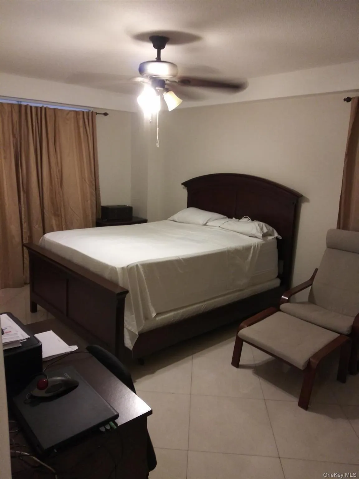2550 Olinville Avenue, New York, NY, 3 Bedrooms Bedrooms, 6 Rooms Rooms,1 BathroomBathrooms,Residential,For Rent,Olinville,0,944940 2550 Olinville Avenue, New York, NY, 3 Bedrooms Bedrooms, 6 Rooms Rooms,1 BathroomBathrooms,Residential,For Rent,Olinville,0,944940