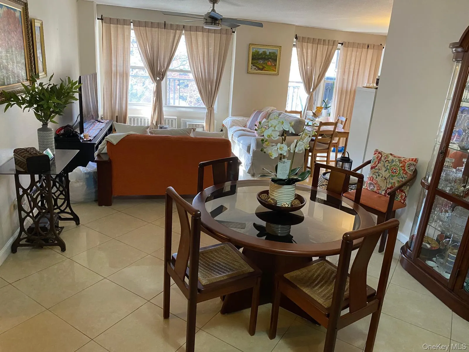 2550 Olinville Avenue, New York, NY, 3 Bedrooms Bedrooms, 6 Rooms Rooms,1 BathroomBathrooms,Residential,For Rent,Olinville,0,944940 2550 Olinville Avenue, New York, NY, 3 Bedrooms Bedrooms, 6 Rooms Rooms,1 BathroomBathrooms,Residential,For Rent,Olinville,0,944940