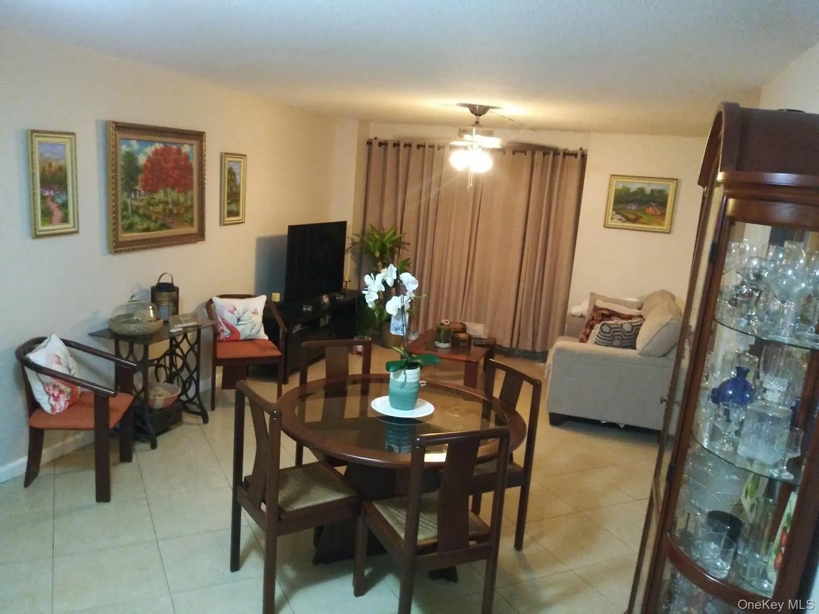 2550 Olinville Avenue, New York, NY, 3 Bedrooms Bedrooms, 6 Rooms Rooms,1 BathroomBathrooms,Residential,For Rent,Olinville,0,944940 2550 Olinville Avenue, New York, NY, 3 Bedrooms Bedrooms, 6 Rooms Rooms,1 BathroomBathrooms,Residential,For Rent,Olinville,0,944940