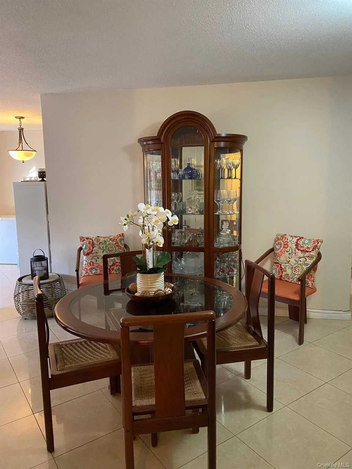 2550 Olinville Avenue, New York, NY, 3 Bedrooms Bedrooms, 6 Rooms Rooms,1 BathroomBathrooms,Residential,For Rent,Olinville,0,944940 2550 Olinville Avenue, New York, NY, 3 Bedrooms Bedrooms, 6 Rooms Rooms,1 BathroomBathrooms,Residential,For Rent,Olinville,0,944940