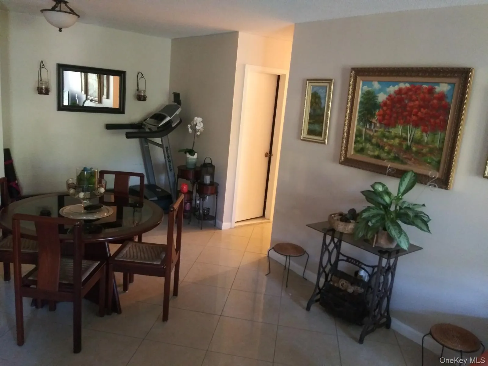 2550 Olinville Avenue, New York, NY, 3 Bedrooms Bedrooms, 6 Rooms Rooms,1 BathroomBathrooms,Residential,For Rent,Olinville,0,944940 2550 Olinville Avenue, New York, NY, 3 Bedrooms Bedrooms, 6 Rooms Rooms,1 BathroomBathrooms,Residential,For Rent,Olinville,0,944940