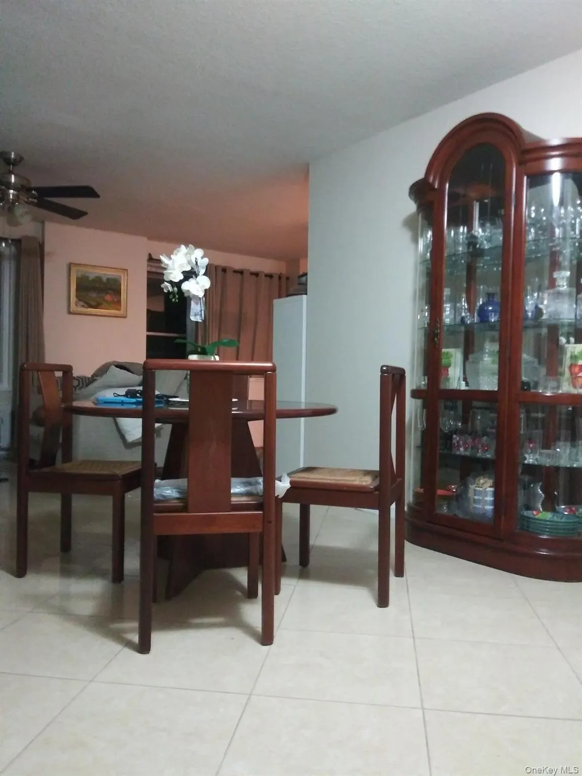 2550 Olinville Avenue, New York, NY, 3 Bedrooms Bedrooms, 6 Rooms Rooms,1 BathroomBathrooms,Residential,For Rent,Olinville,0,944940 2550 Olinville Avenue, New York, NY, 3 Bedrooms Bedrooms, 6 Rooms Rooms,1 BathroomBathrooms,Residential,For Rent,Olinville,0,944940