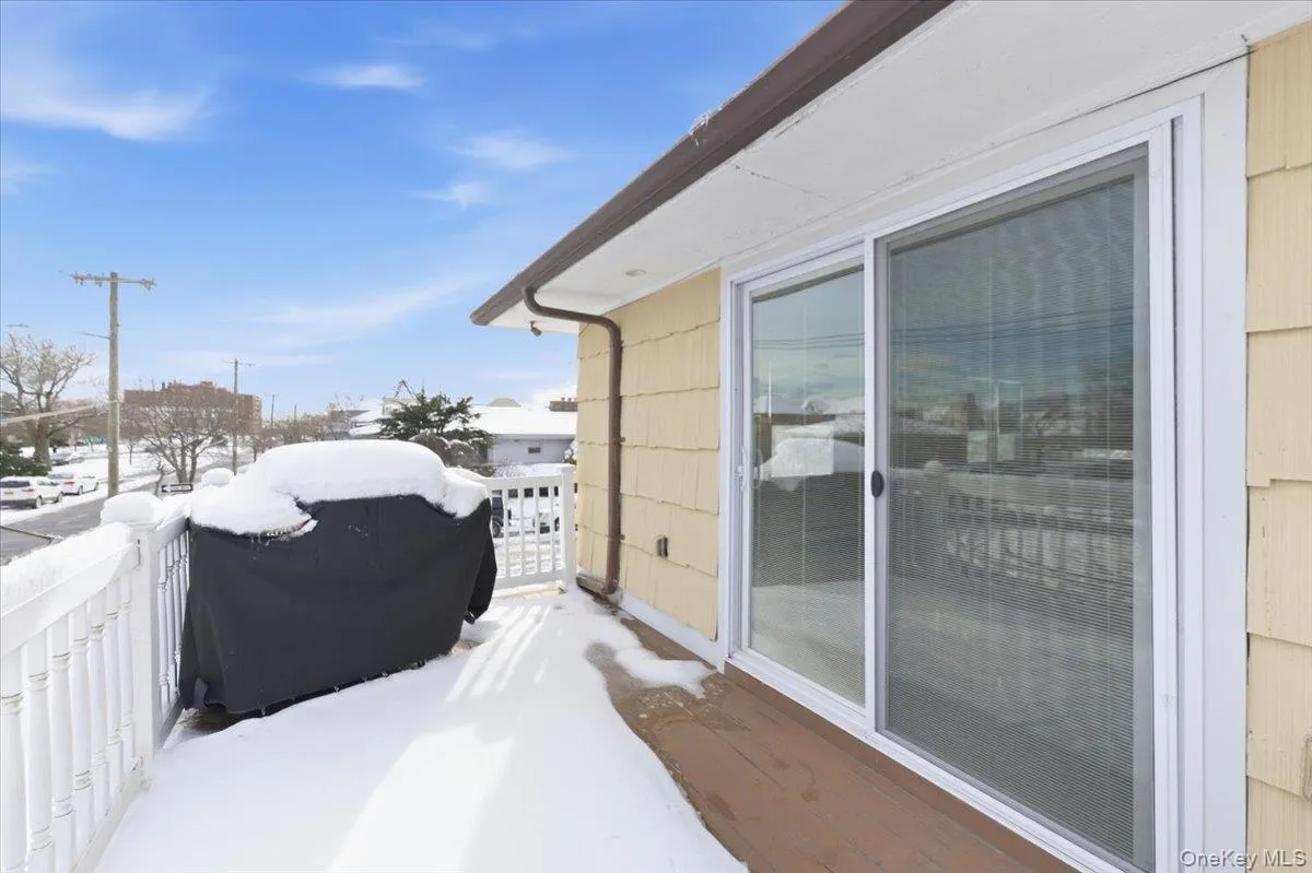 401 Walnut Street, Long Beach, NY, 3 Bedrooms Bedrooms, 7 Rooms Rooms,2 BathroomsBathrooms,Residential Lease,Idx,Walnut,0,944979 401 Walnut Street, Long Beach, NY, 3 Bedrooms Bedrooms, 7 Rooms Rooms,2 BathroomsBathrooms,Residential Lease,Idx,Walnut,0,944979